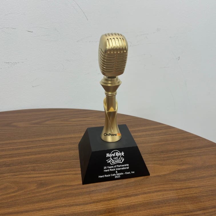 microphone trophy hardrock cafe on point 3d